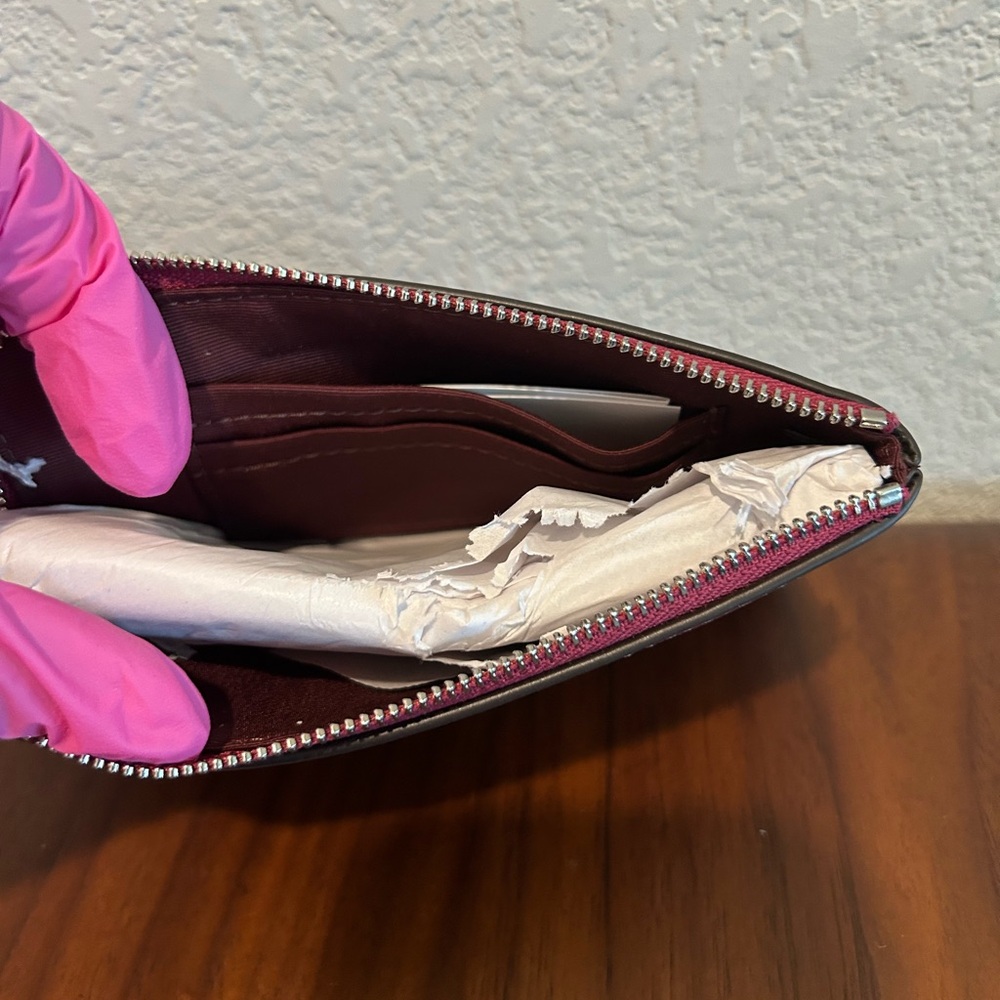 COACH Pink Patent Leather Corner Zip Wristlet - Picture 3 of 4